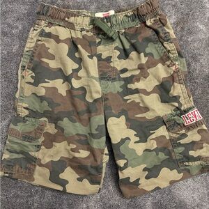 Levi's Green and Brown Camouflage Cargo Shorts